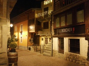 Angoli scorci archetti del Centro Storico di Limone